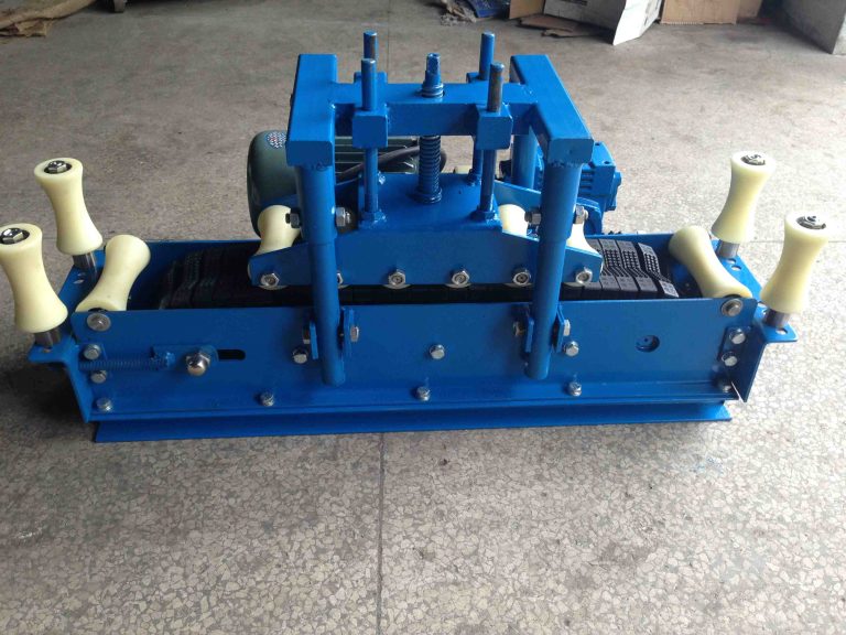 Crawler pusher machine